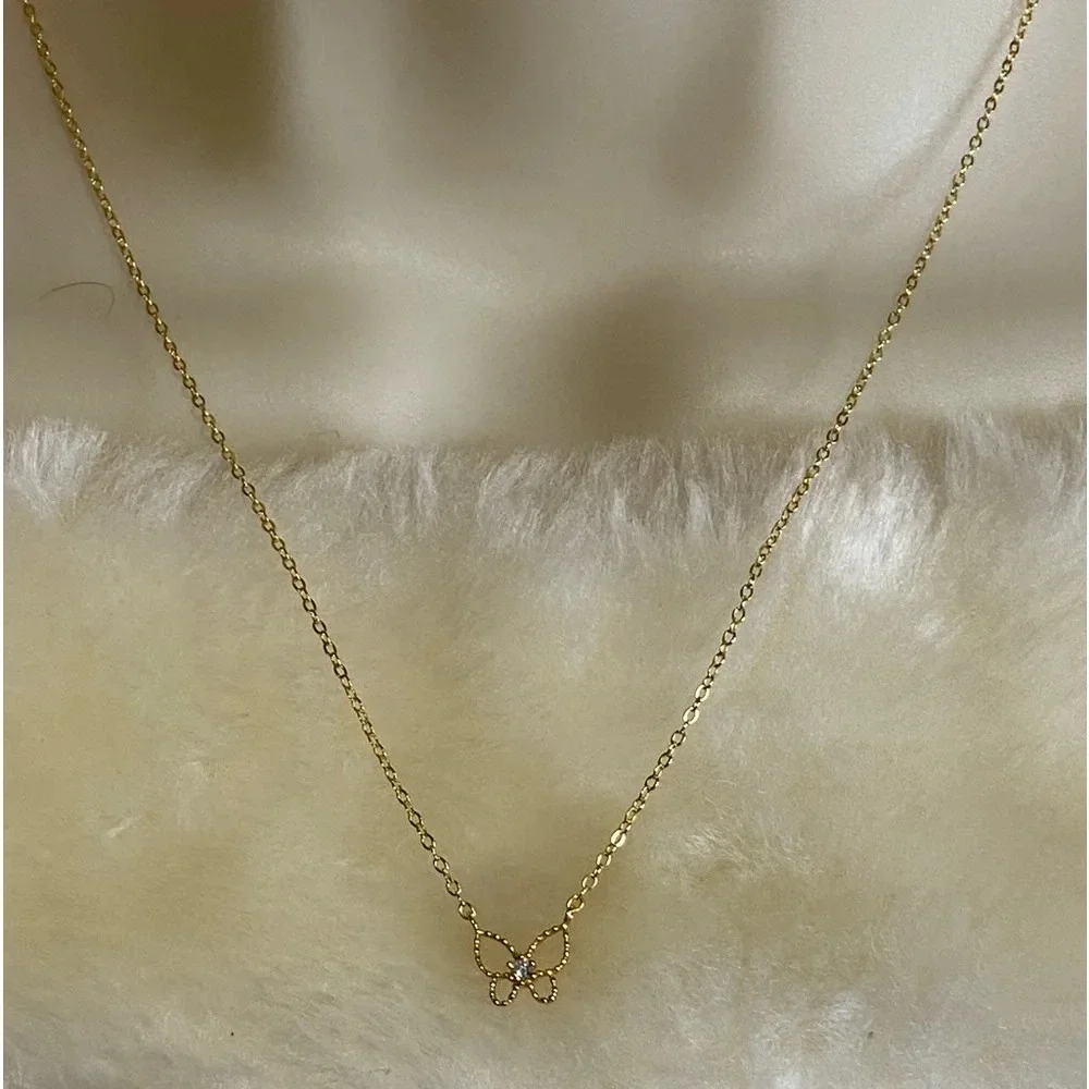 925 Sterling Silver Butterfly Pendant Necklace Gold 14K - Picture 2 of 9